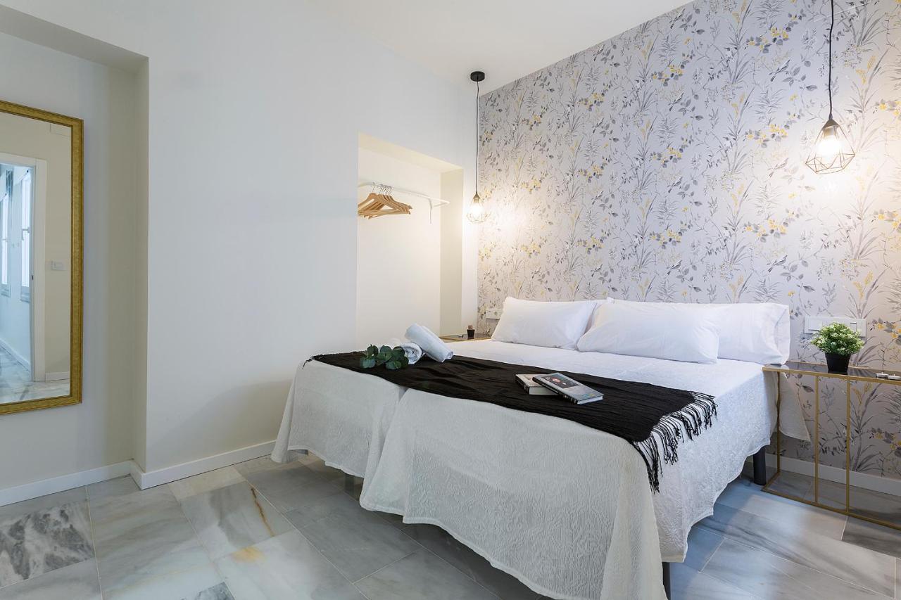 Lala Suites Corredera Centro Jerez de la Frontera Luaran gambar