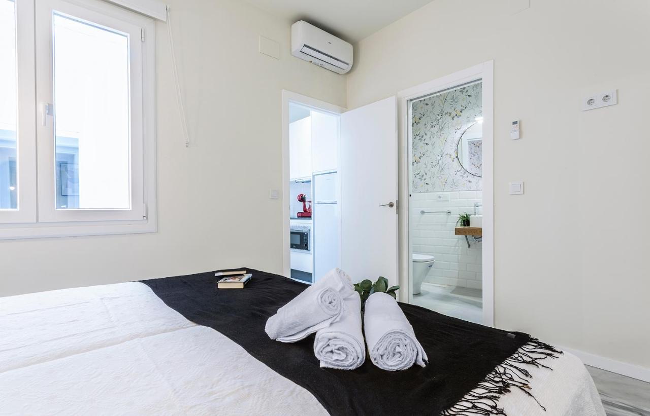 Lala Suites Corredera Centro Jerez de la Frontera Luaran gambar