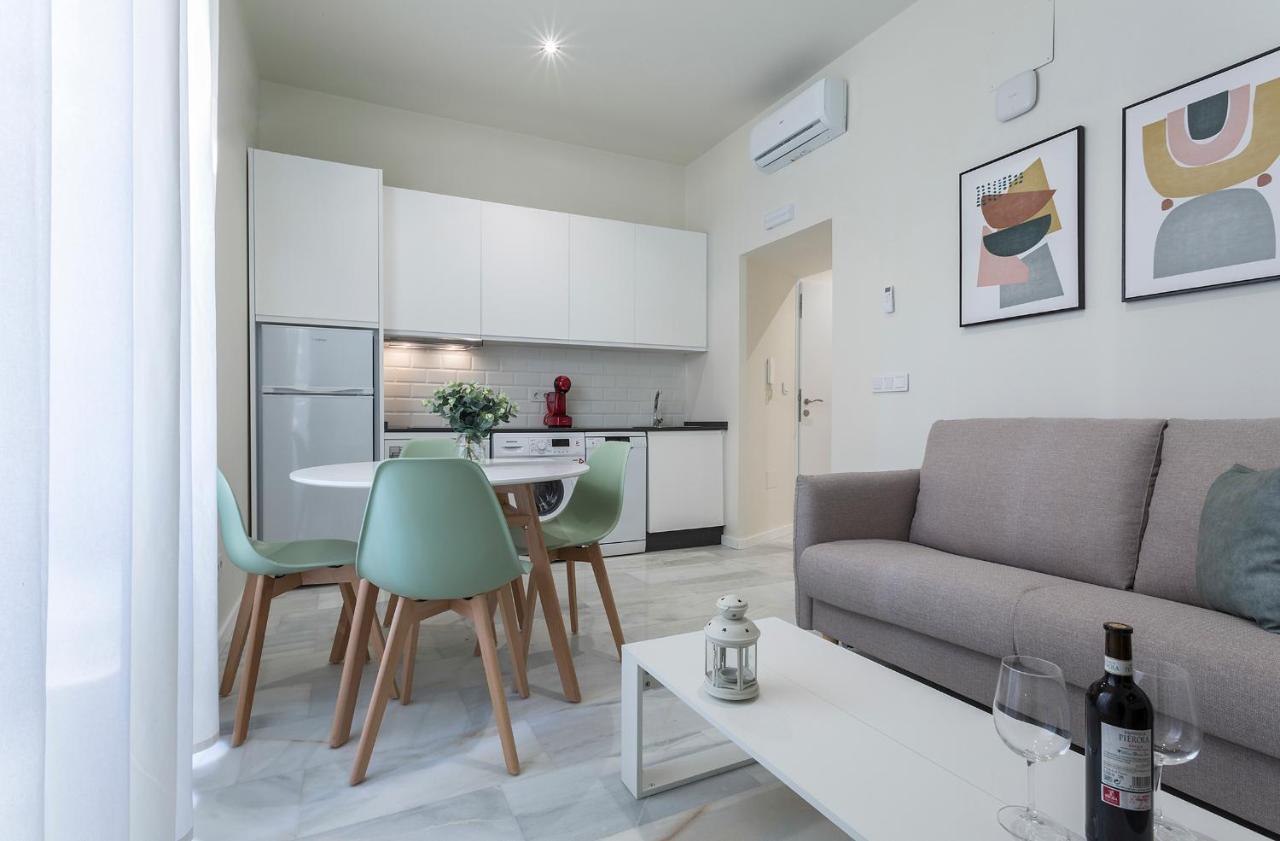 Lala Suites Corredera Centro Jerez de la Frontera Luaran gambar